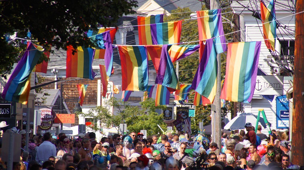 Navigating ‌LGBTQ+-Friendly Destinations: Research,⁢ Networking, and Personal Safety Tips